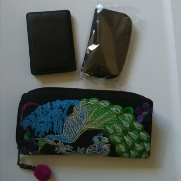 Small Wallet - Picture 2 of 3