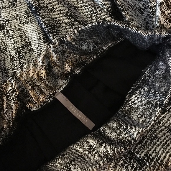 RED LOLLY-SILVER/BLACK PLEATED SKIRT-RUNS SMALL - Picture 6 of 8