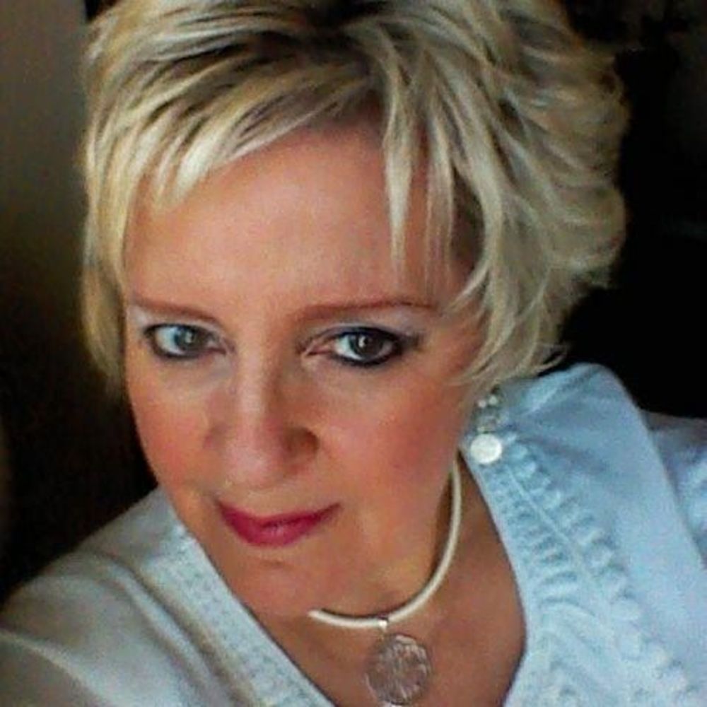Meet your Posher, Sharon