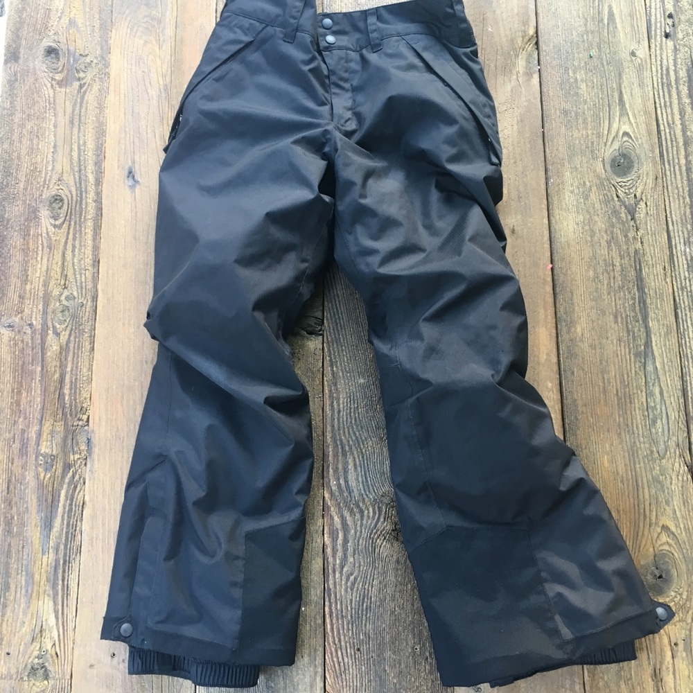 Patagonia Girls Size Medium H2no Snow pants