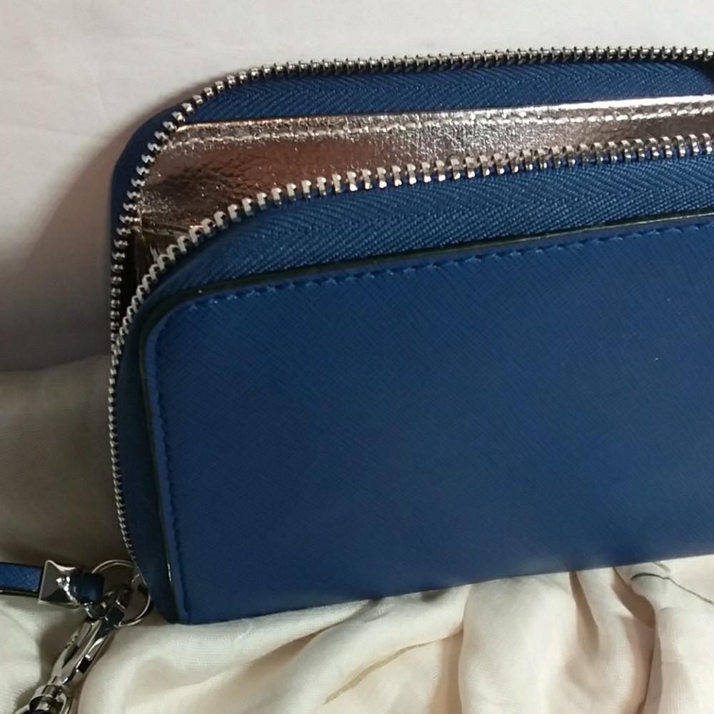Stella & Dot Chelsea Tech Cobalt Blue Wallet - Picture 7 of 8