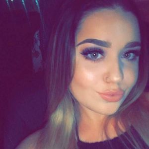 Meet your Posher, Chrysta