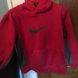 Therma-fit Nike sweatshirt