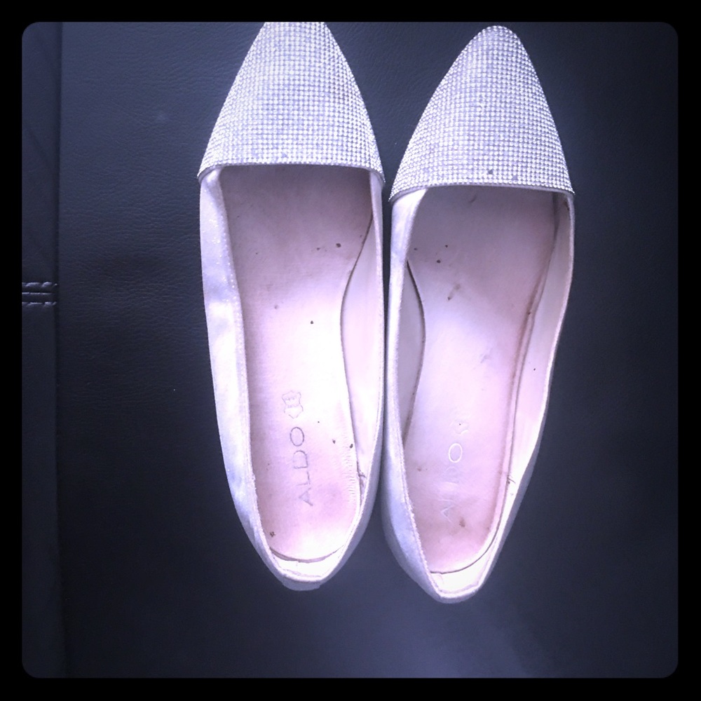 Aldo’s silver rhinestone covered flats preowned