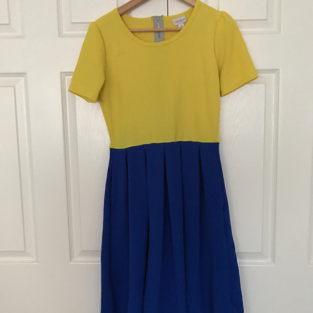 Lularoe Amelia Size Small