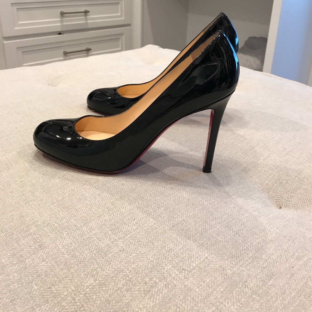 Christian Louboutin 100 mm simple round toe pump
