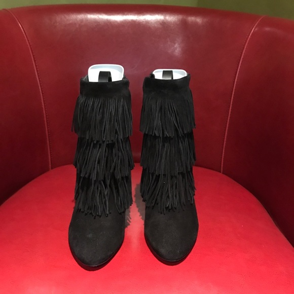 LAST CHANCE! Via Spiga -Black Suede Fringe High Heel Booties - Picture 2 of 6