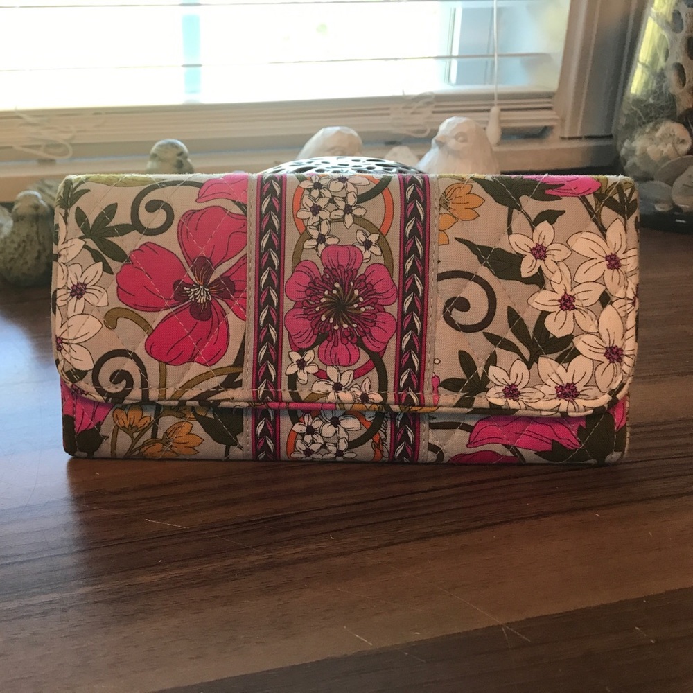 Vera Bradley wallet