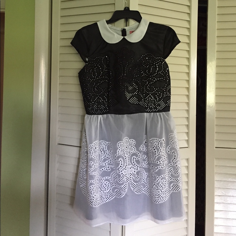 ModCloth Chi-chi dress