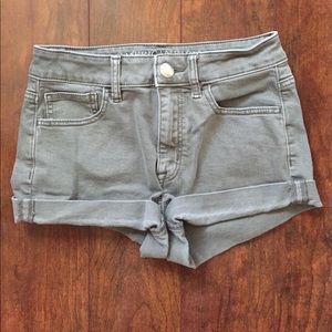 Hi-Rise American Eagle shorts Hi-Rise American Eagle shorts