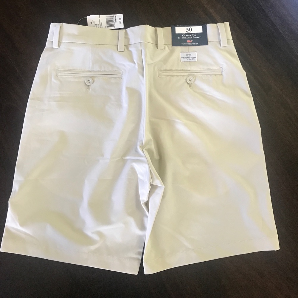 BNWT Vineyard Vines Classic breaker short 30"