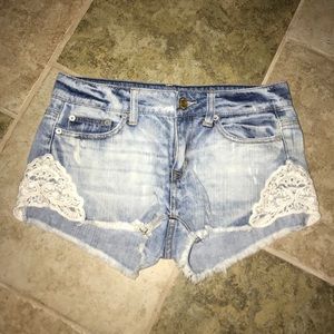 🌸 Adorable American Eagle Jean Shorts 🌸 🌸 Adorable American Eagle Jean Shorts 🌸