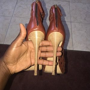 Giuseppe Zanotti Shoes - AUTHENTIC Giuseppe Zanotti Design Ankle Heels Giuseppe Zanotti Shoes - AUTHENTIC Giuseppe Zanotti Design Ankle Heels