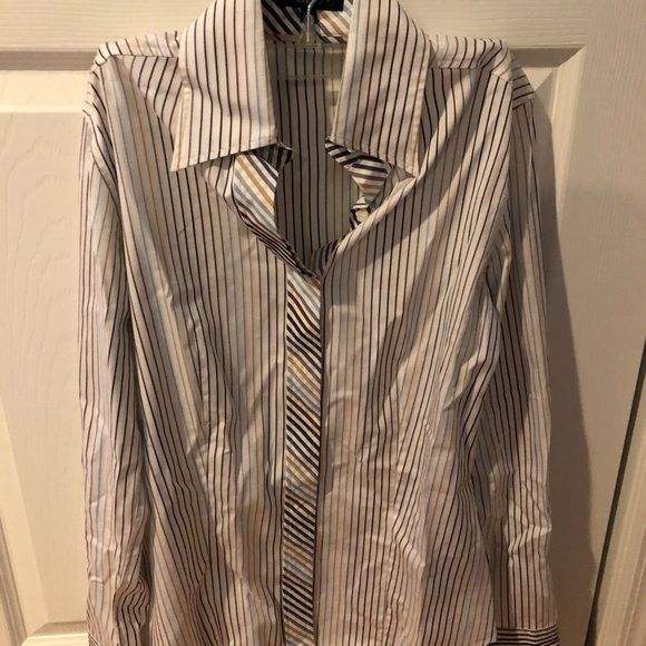 Burberry Tops - Burberry women’s button down shirt