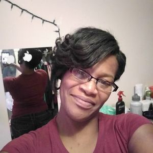 Meet your Posher, Keisha