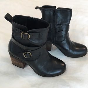 Size 9 Lucky Brand Black Boot