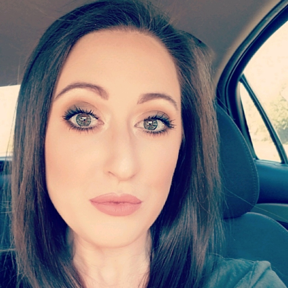 Meet your Posher, Lindsey