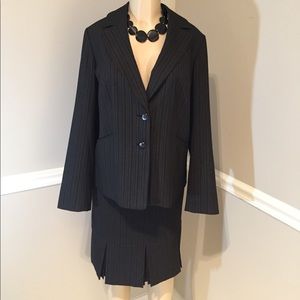 Perfect Black Classic Business Suit