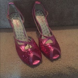 Oh Deer pink glitter peep toe heels size 6.5