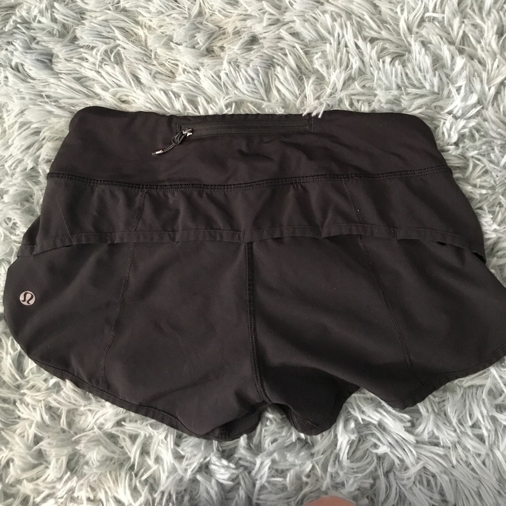 black lululemon speed shorts size 2