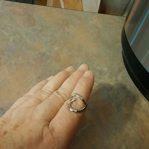 None Jewelry - 🌻Sterling Silver Open Heart Ring💖