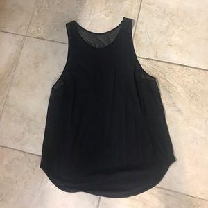 Lululemon muscle tank