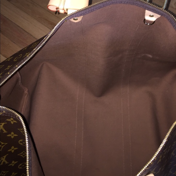 Louis Vuitton Duffle Bag Make Me an Offer! - Picture 5 of 6