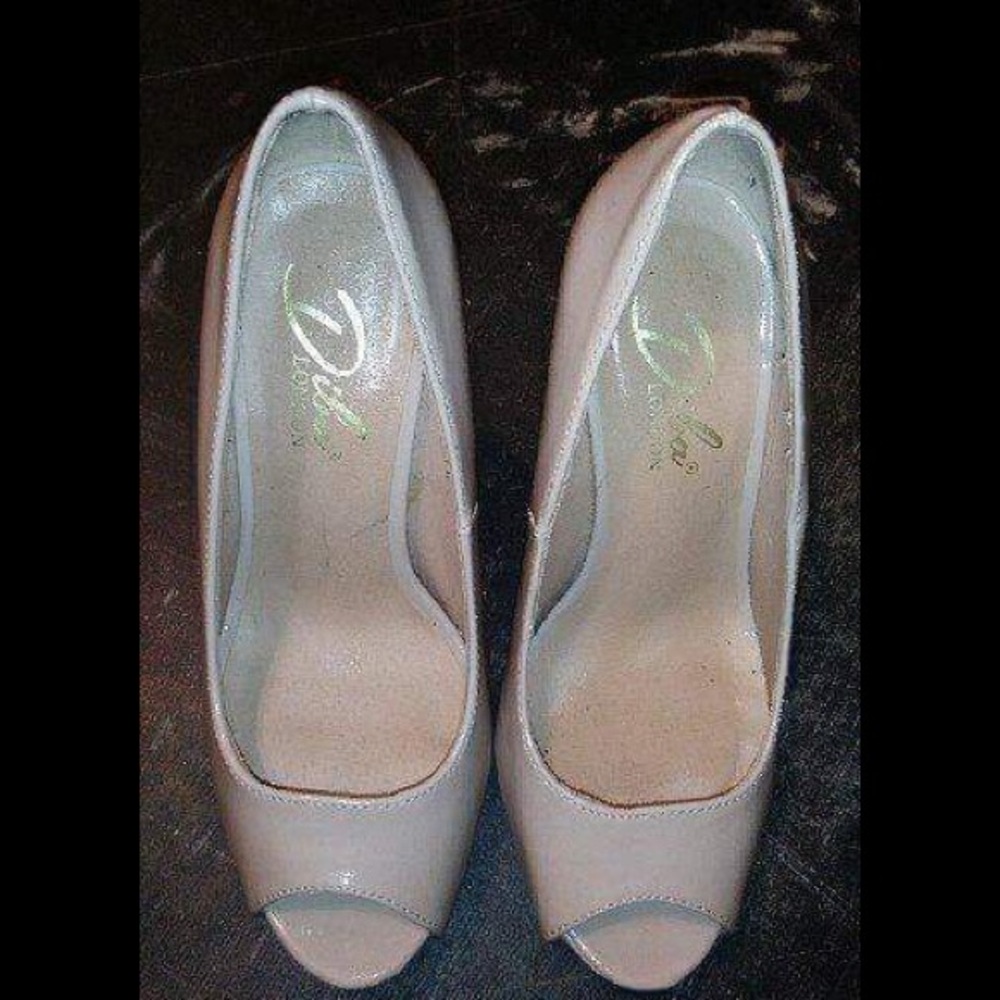 Nude heels