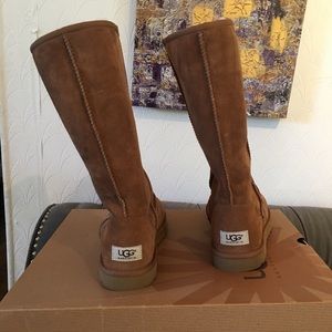 Uggs classic tall tan boots