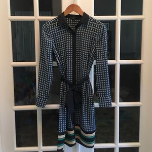 Ann Taylor polyester dress. Gorgeous!