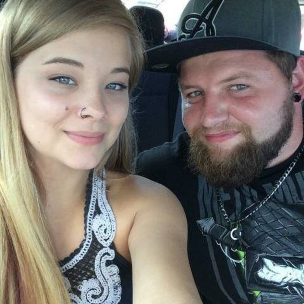 Meet your Posher, Casey