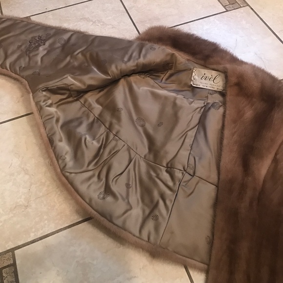 Mink fur stole - Picture 4 of 6
