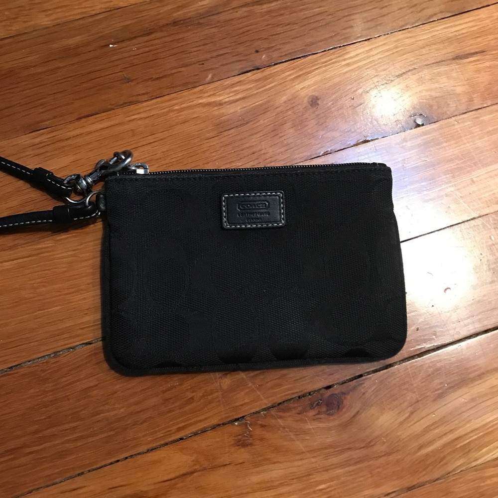 Classic Coach wristlet