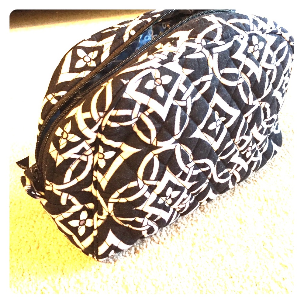 Vera Bradley large make up bag