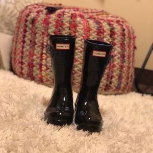 Hunter short rain boots