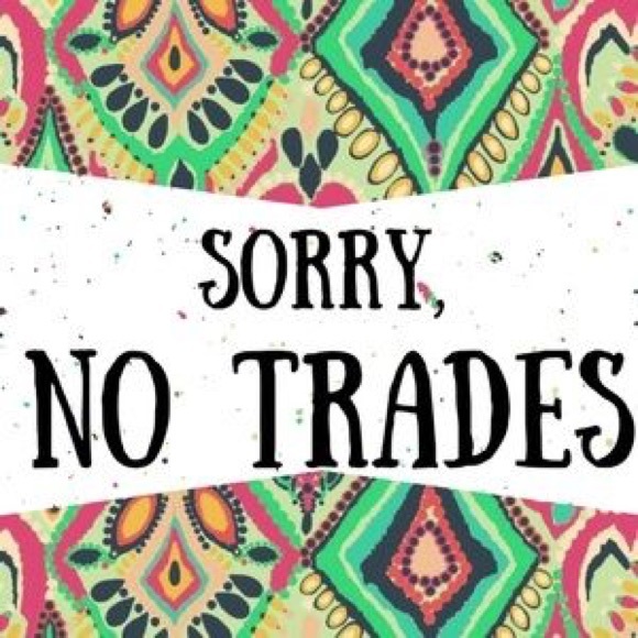 Raid My Closet💃🏻 - Picture 3 of 16