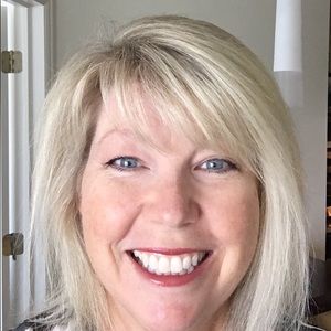 Meet your Posher, Kellie