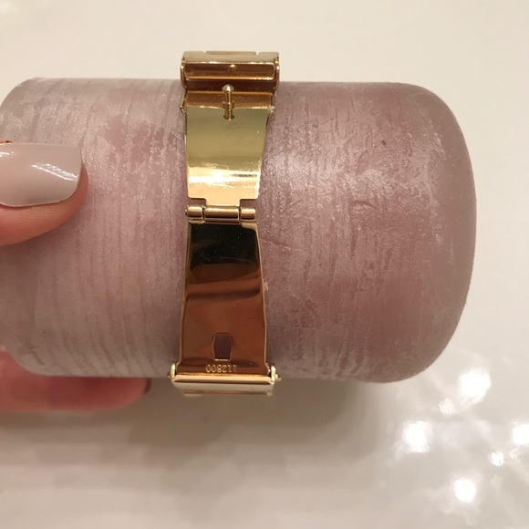 Michael Kors Goldtone Watch with Pave Crystals - Picture 6 of 8