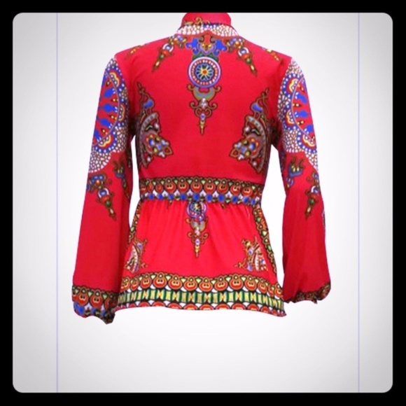 Totem Print Pullover Blouse - Picture 2 of 5