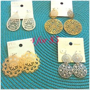 4 for $5... EARRINGS