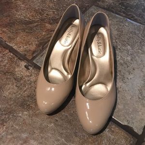 Used Kelly&Katie shoes Size 6.5