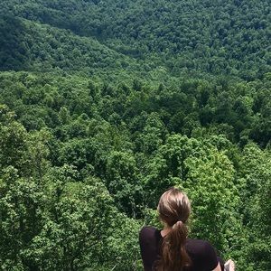 Meet your Posher, Becky