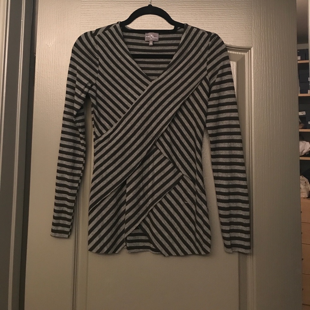 Market & Spruce Black & Gray knit top - XS
