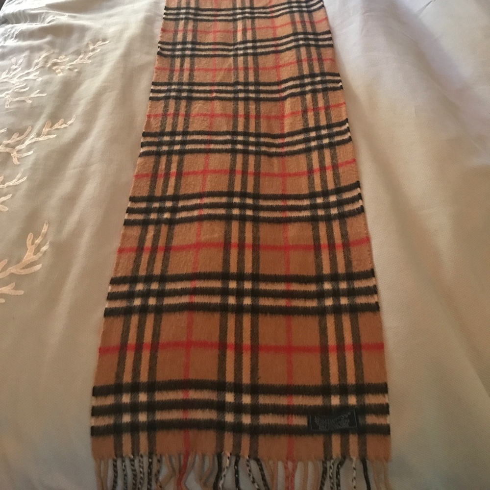 Cashmere vintage Burberry scarf.