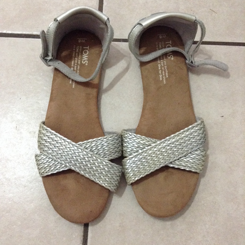 Toms woman sandals size 8