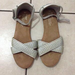 Toms woman sandals size 8