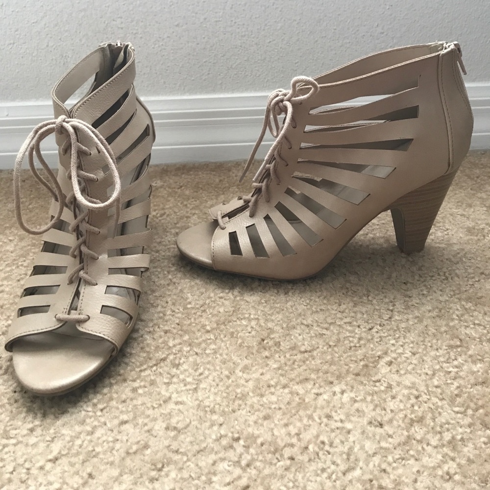 Nude sandals