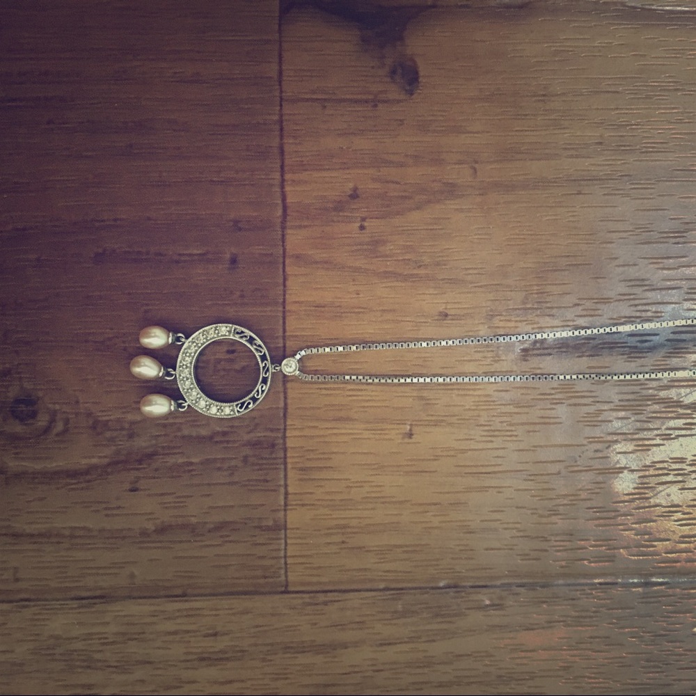 Vintage style diamond and pearl necklace