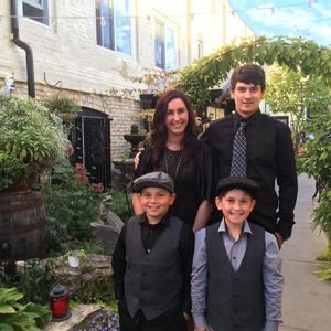 Meet your Posher, Vegas