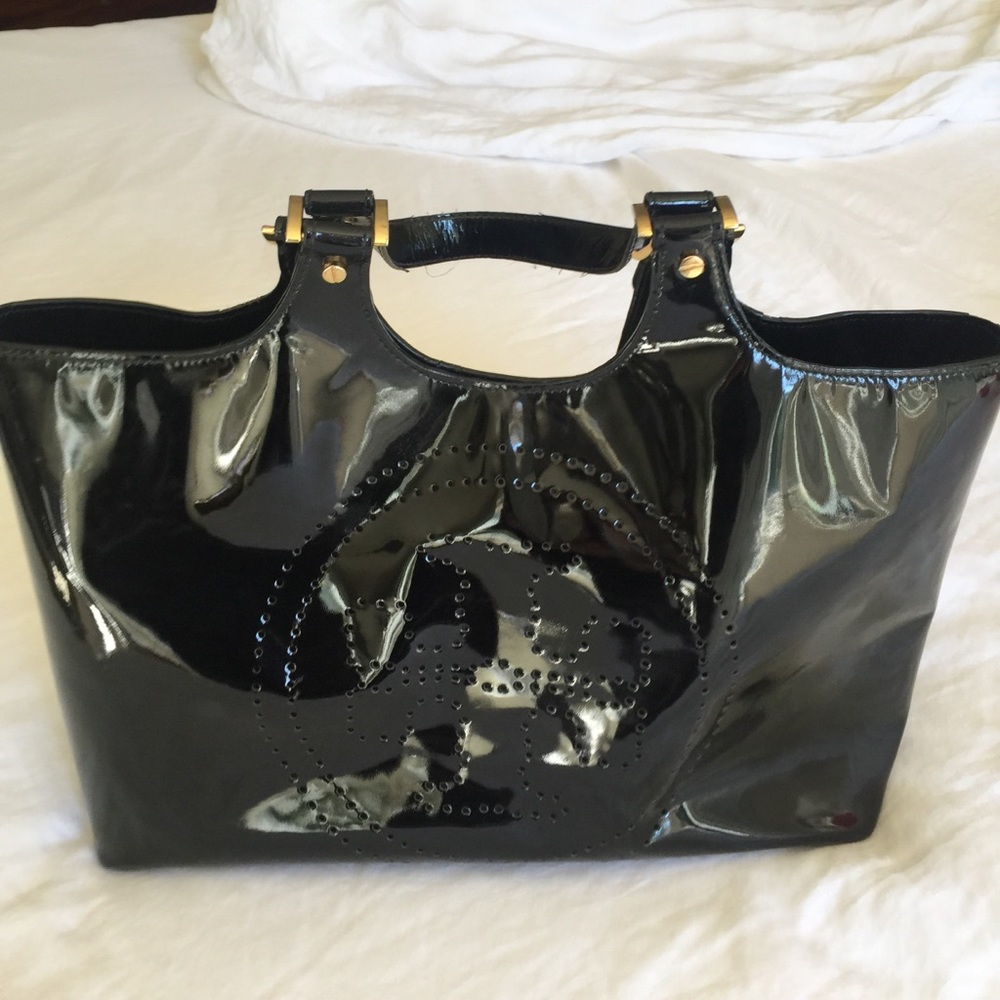 Tory Butch black patent leather shoulder bag